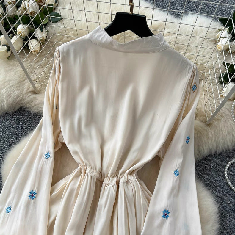 Retro Embroidery Dress