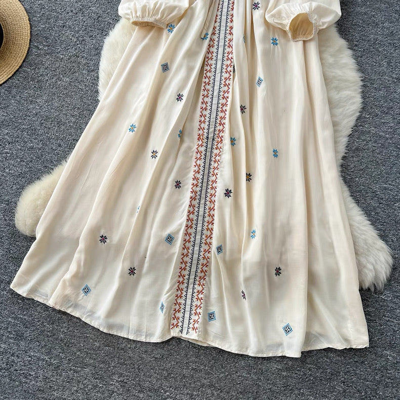 Retro Embroidery Dress